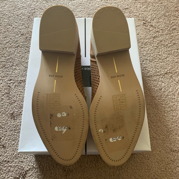 Dolce Vita Tan Booties - Picture 6 of 7